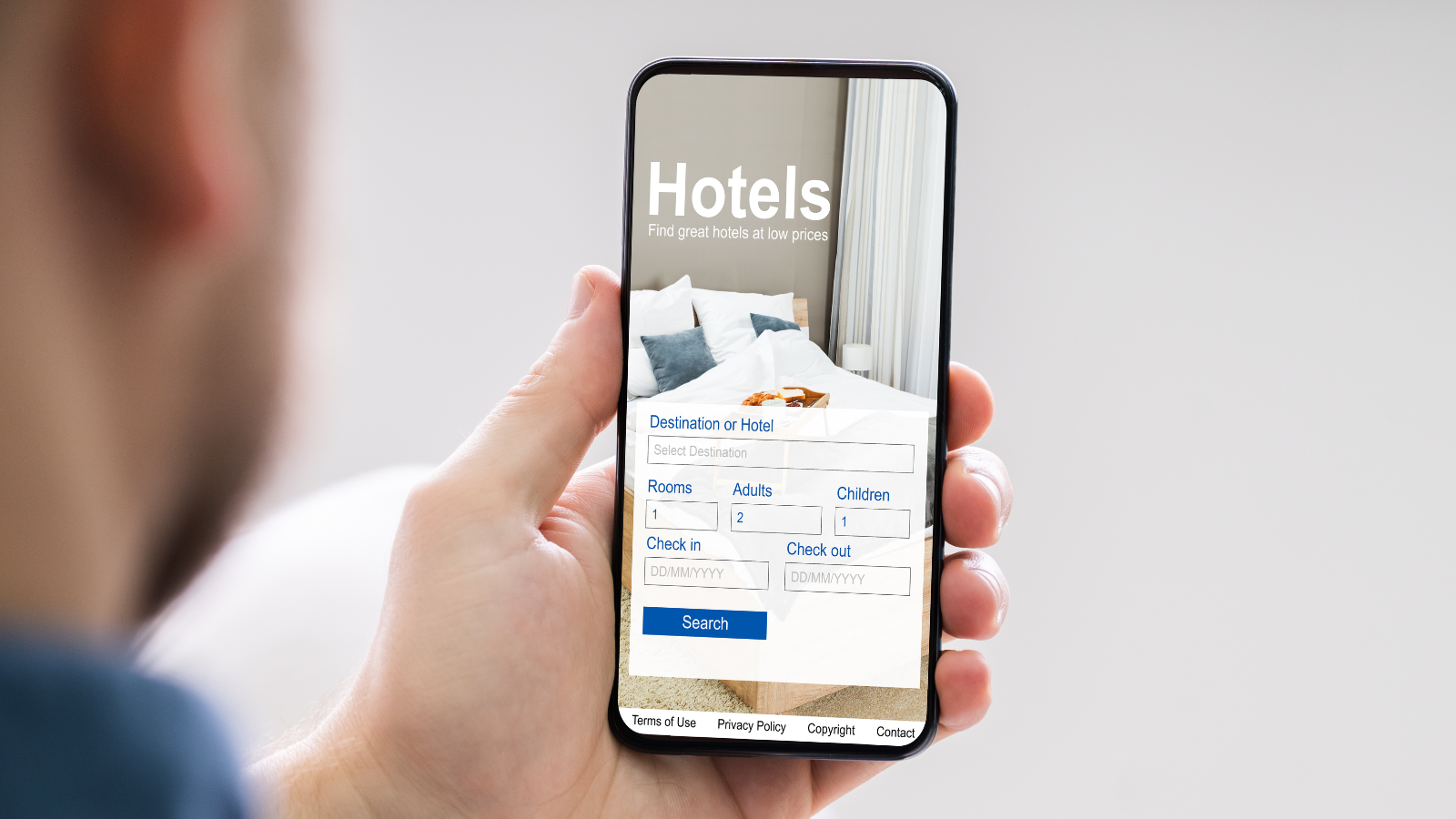 How to Check In with Your Phone at Hotels: A Full Guide